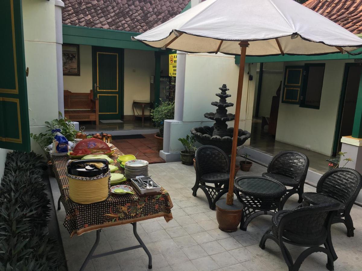 Pamularsih Homestay Jogjacarta Exterior foto